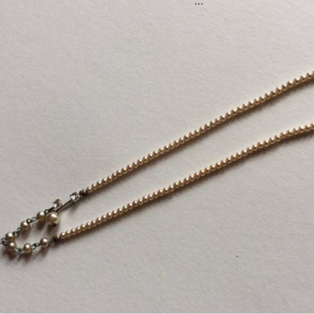 Vintage Marvella Pearl Necklace Beige Blush Champagne Pearls Small Dainty Rhines